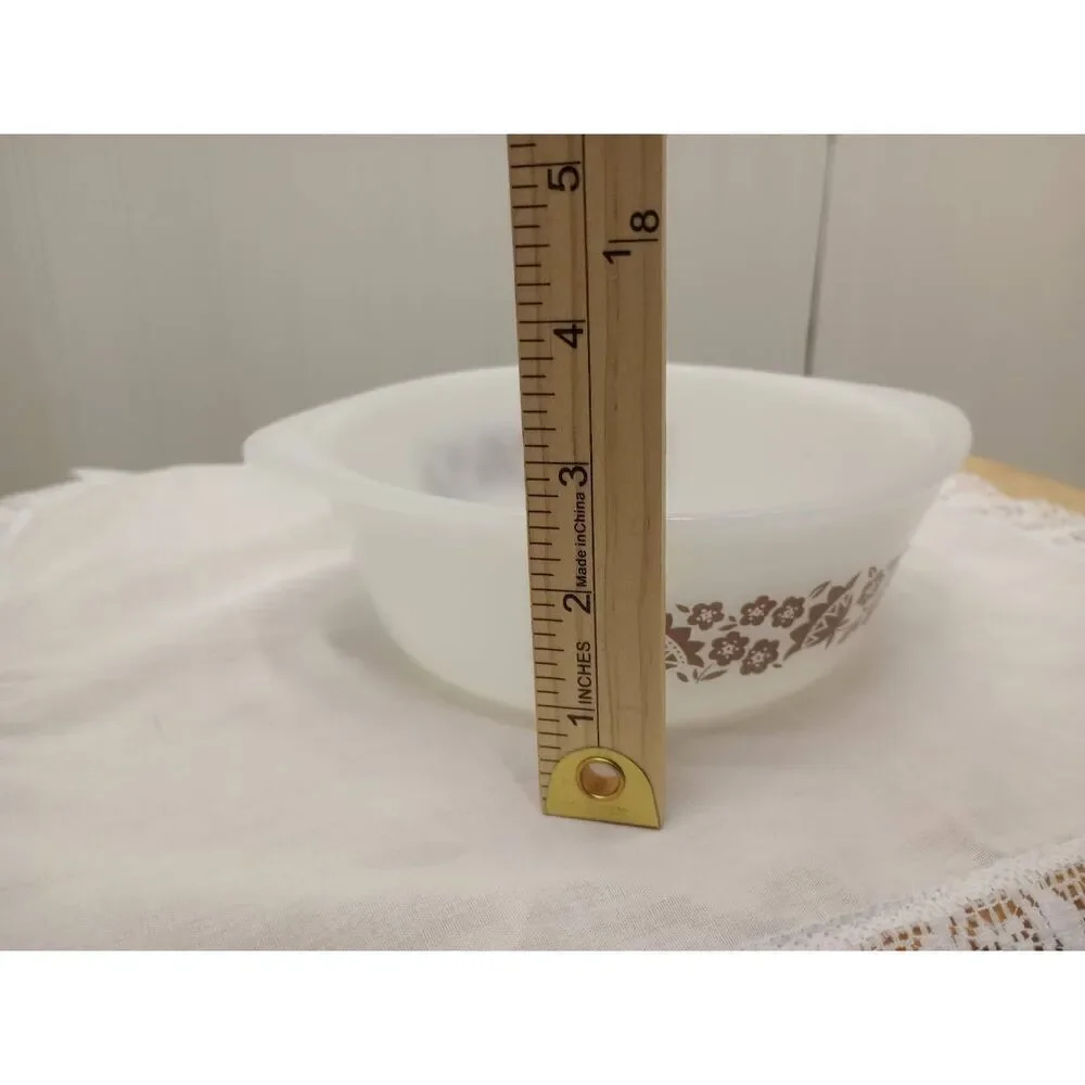 Vintage Glasbake 2 quart casserole / baking dish floral Brown pattern JS 810-77